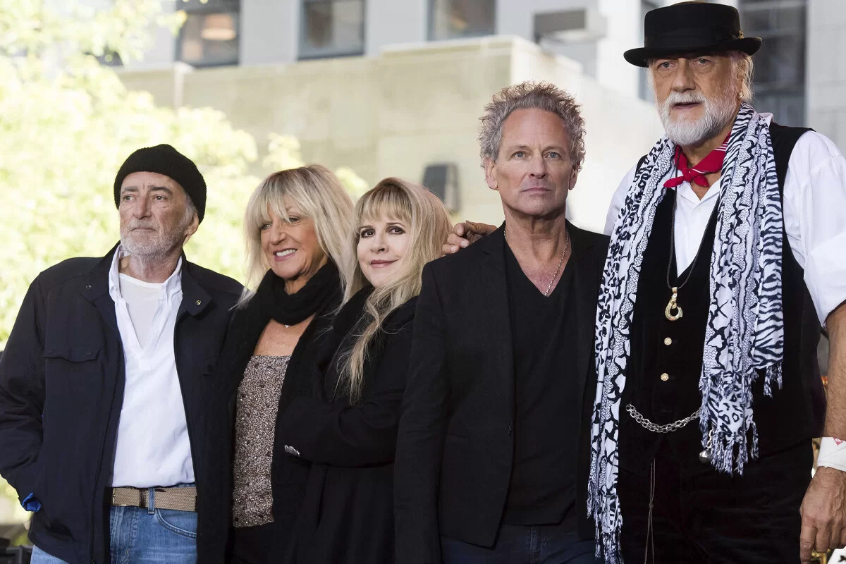 The Story Of Why Lindsey Buckingham Left Fleetwood Mac, 'I Couldn't