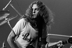 Allen Collins' Heartbreaking Speech To Lynyrd Skynyrd Fans In A Wheelchair
