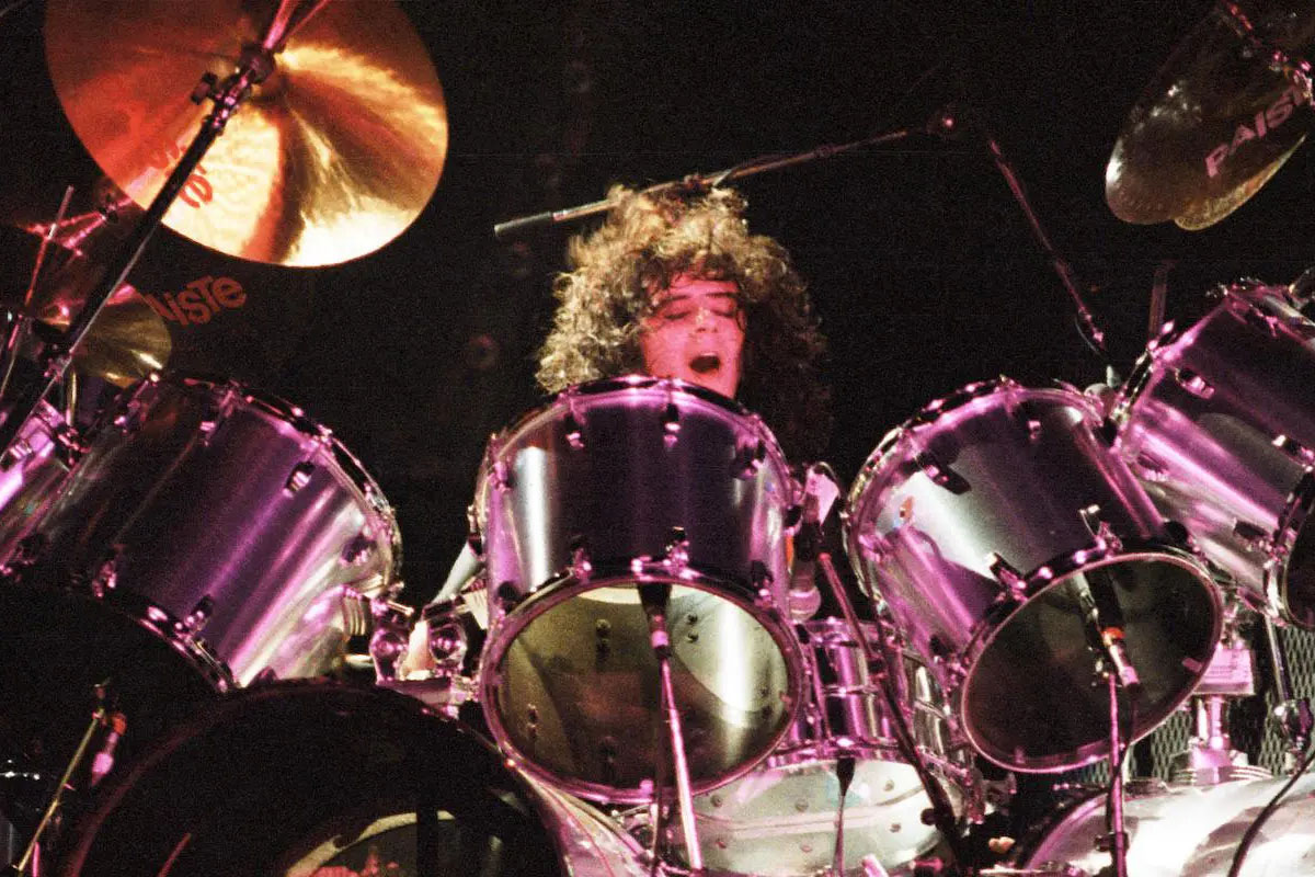 Why Eric Carr Was Treated Like A Second Class KISS Citizen