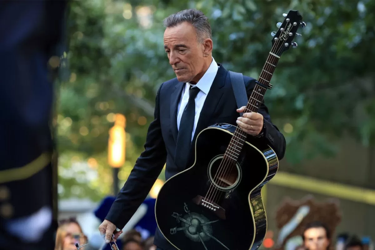 Bruce Springsteen Recalls The Live Show That Made Him Cry