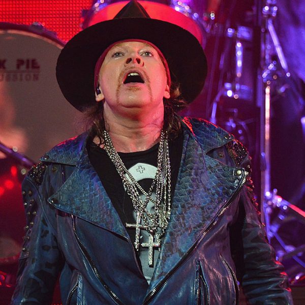 Axl Rose Officially Cancels Guns N’ Roses Show Due To His Illness