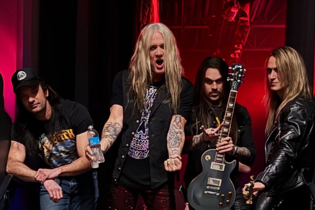 Sebastisn Bach Rocker Sebastian Bach Shares Emotional Message To Fans After The Final Show Of ...