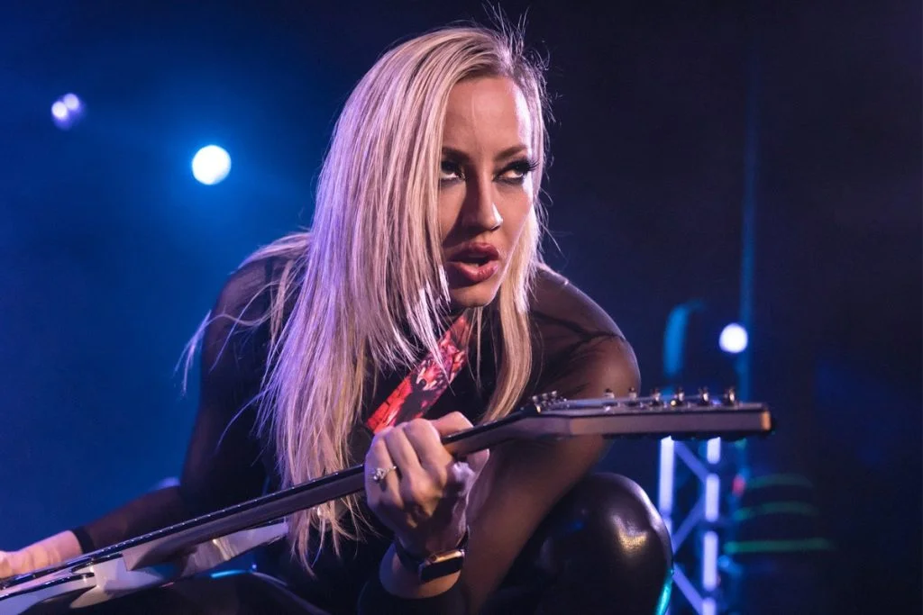 Nita Strauss: ‘Metal Fans Are A Bunch Of Whiny, Complainy Babies’